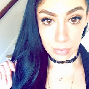 Meet your Posher, Jacquelyn